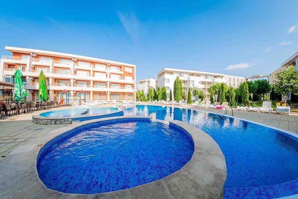 Ferienunterkunft Strandnaehe Mit Pools Διαμέρισμα Σάνι Μπιτς